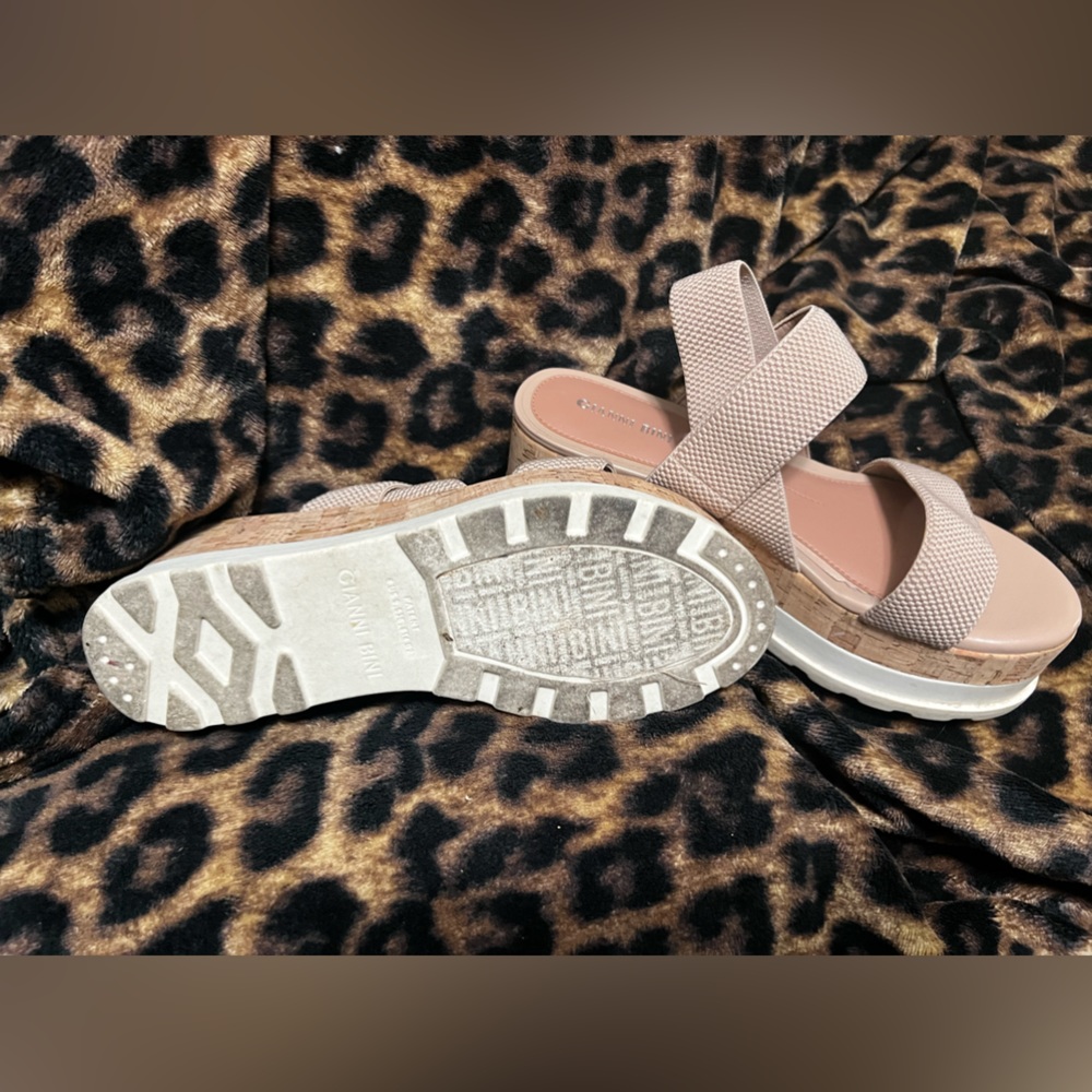 Wedges - Picture 4 of 7
